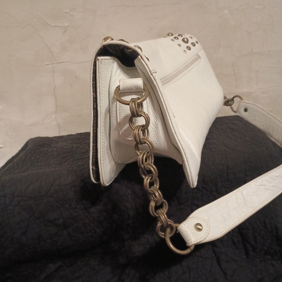 Ladies trendy handbag - Picture 3 of 12